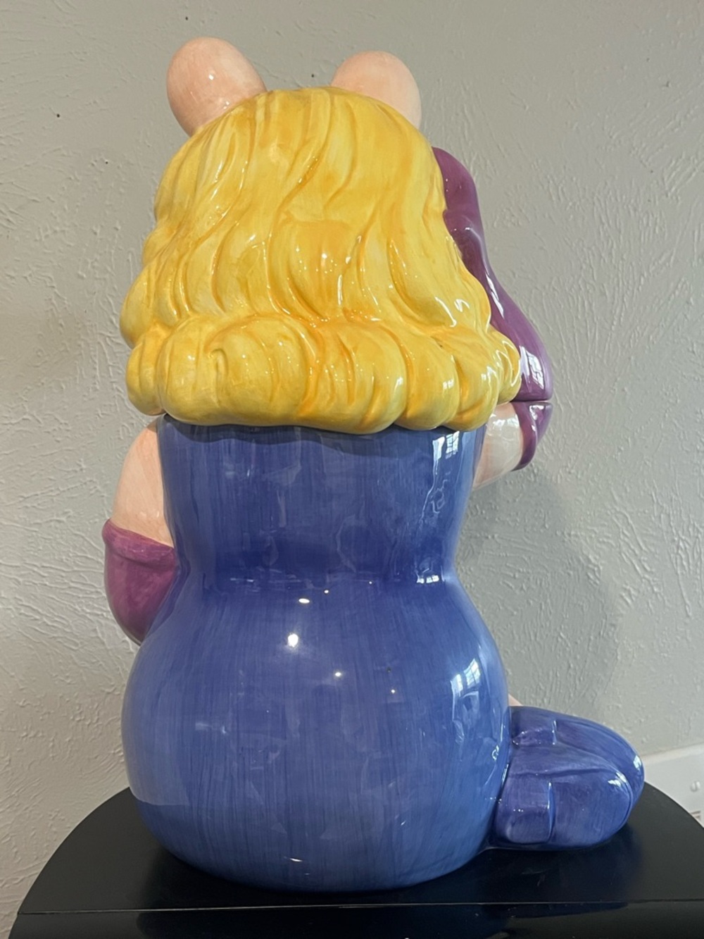 Ceramic Pig Figurine Cookie Jar in Purple Dress - Picture 3 of 4